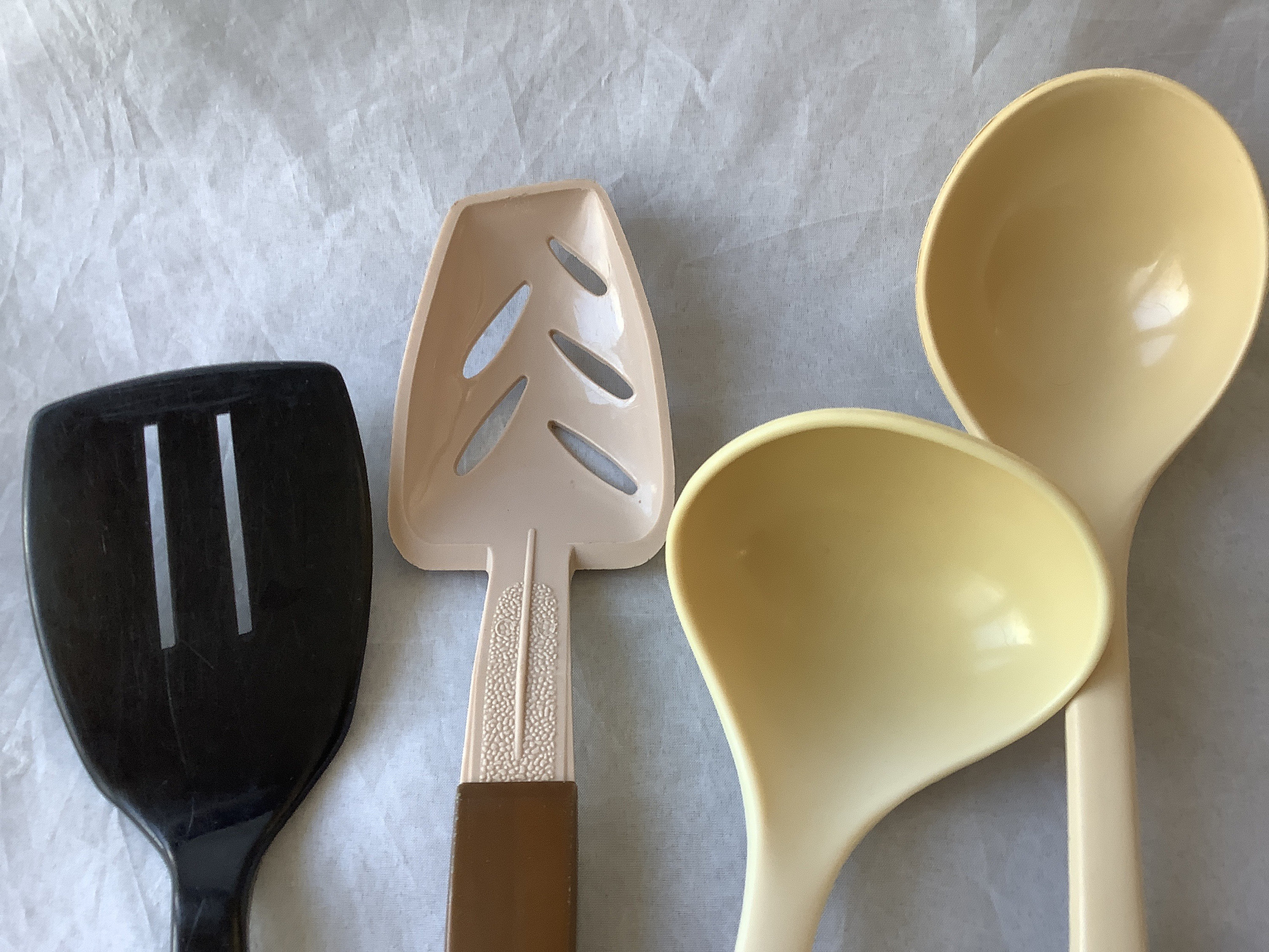 Set of Nylon Cooking Utensils - Slotted Spoon/Solid Spoon/Slotted Spatula/Solid  Spatula/Ladle/Pasta Fork - 11.75 to 12.5 - DIY Tool Supply