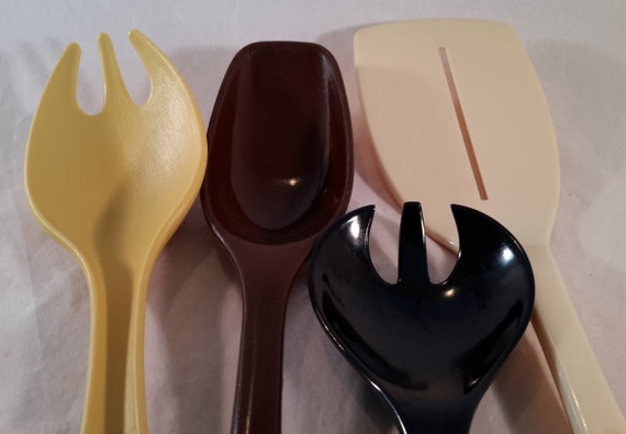 Nylon Plastic Foley Kitchen Utensils 1970s 1980s Kitchen Basting Spoon,  Icing Spreader, Soup Ladle, Potato Masher 