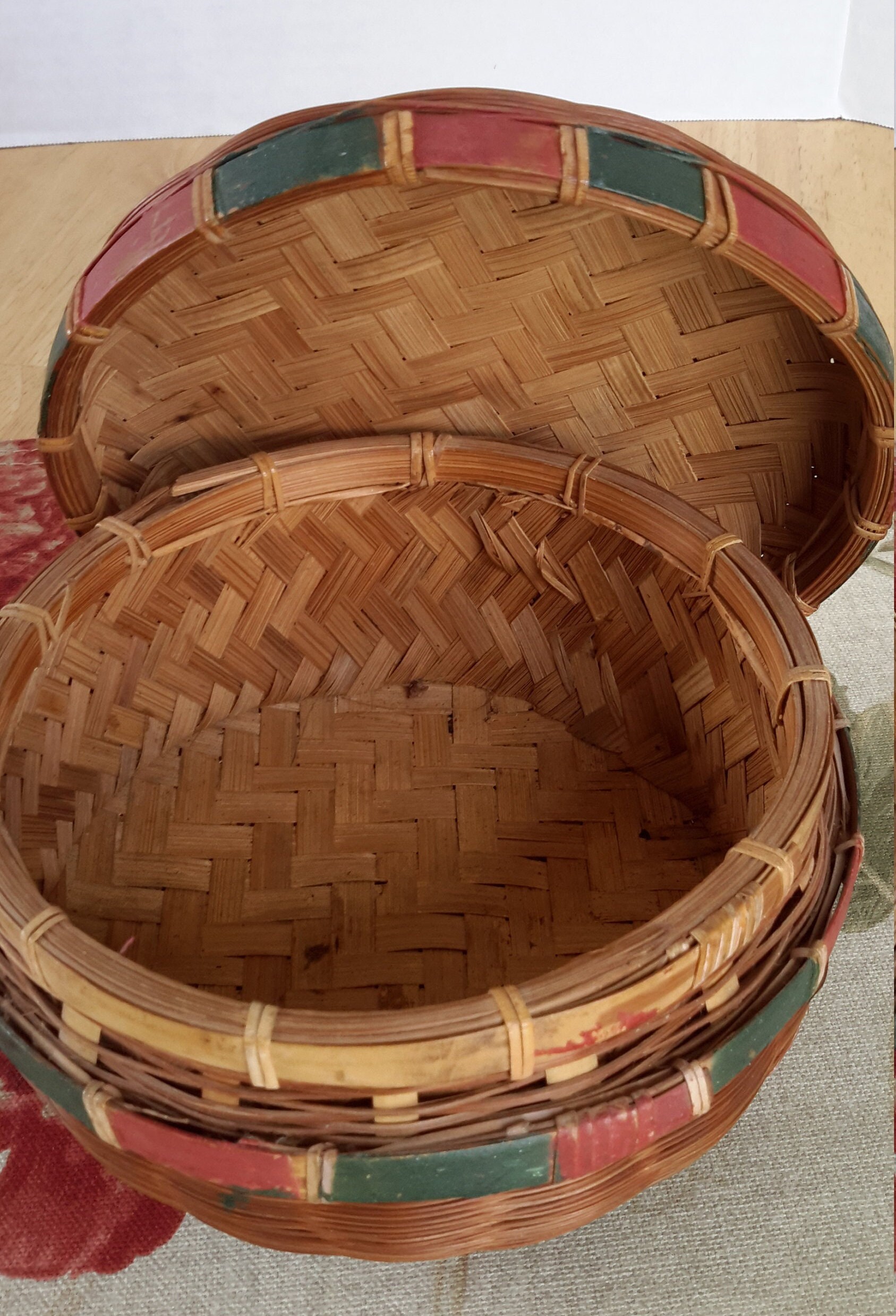 Vintage Wicker Basket: Round Chinese Design, Red Green Trim