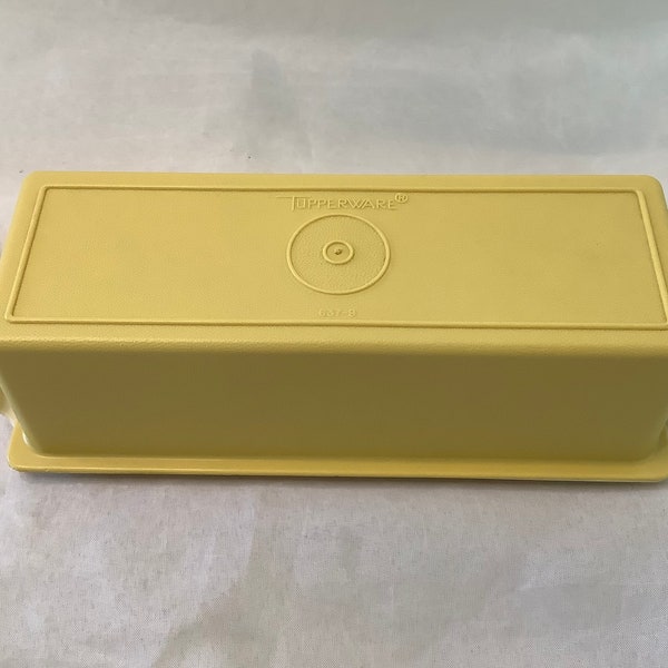 Classic Tupperware Butter Dish Vintage Gold Butter Keeper With White Plate. Tupperware Parts # 637-9 and 636-12