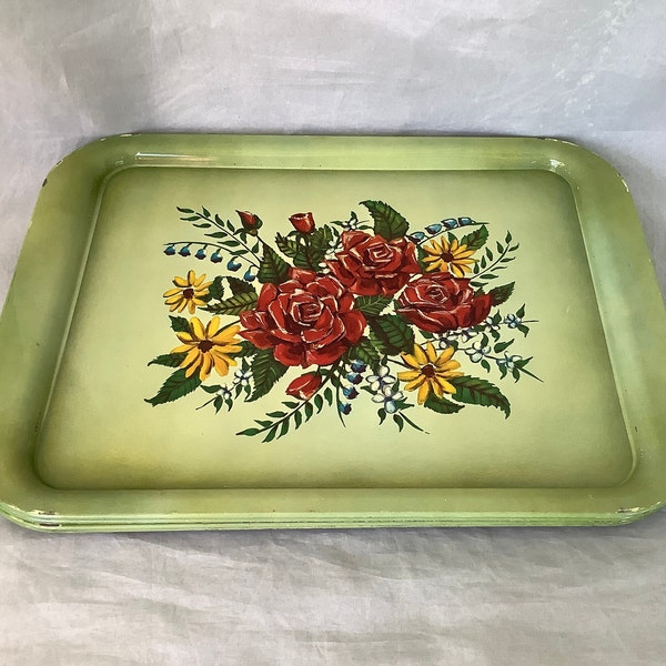 Set Of Four Shabby Chic Floral Metal Lap Trays ~ Vintage Romantic Rose Bouquet Lithograph Design On Green Tray~ Small Space Guest Lap Tables