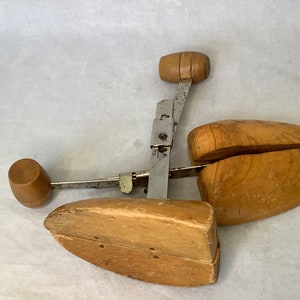Selection Of Vintage Wood And Metal Shoe Trees Florsheim Rochester Shoe Tree Co. Adjustable Widths Chose From Different Styles image 7