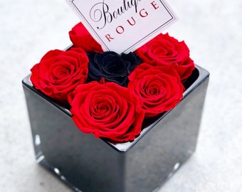 Black Premium Glass Vase with Preserved Roses, Eternal Roses, Roses in a box