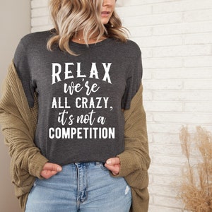 Maglietta Gildan Donna 'Eeyore Relax We're All Crazy' - Grigio Sportivo - Morbida In Cotone