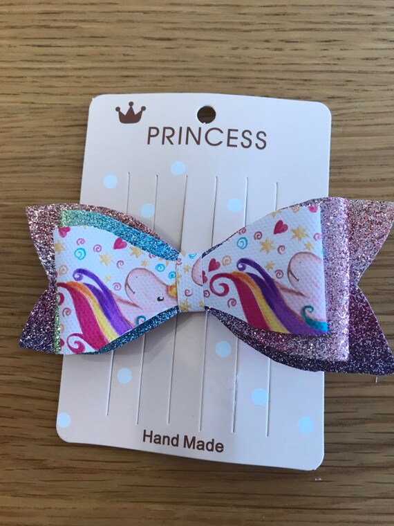 TEXT P HANDMADE HAIR BOWS