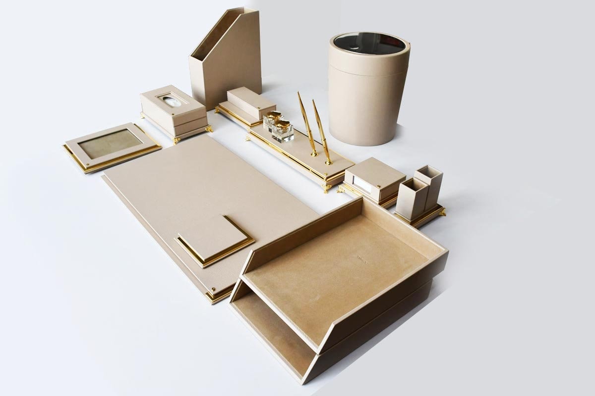 Handmade Leather & Gold Plated Desk Set Elegance Master Premium - 198628