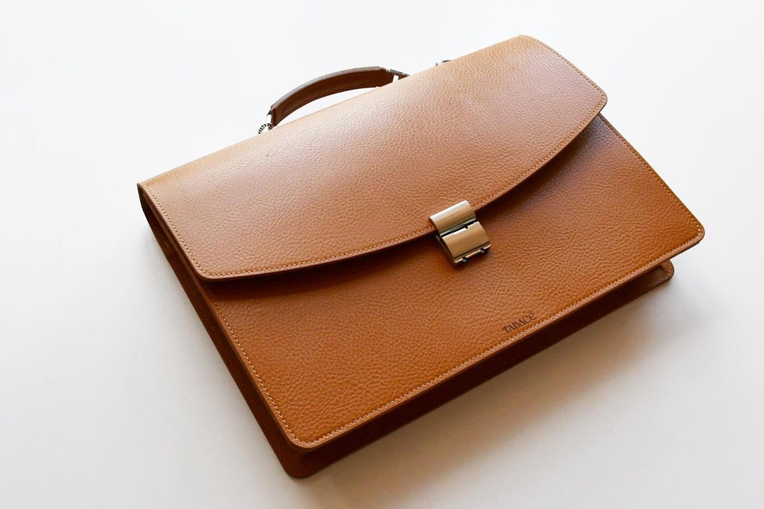 Leather Briefcase Men and Women CAMEL Brown , Leather Satchel, Lawyers Bag, Classic Briefcase