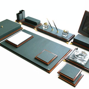 Handmade Italian Leather Desk Set: Luxury Office Decor