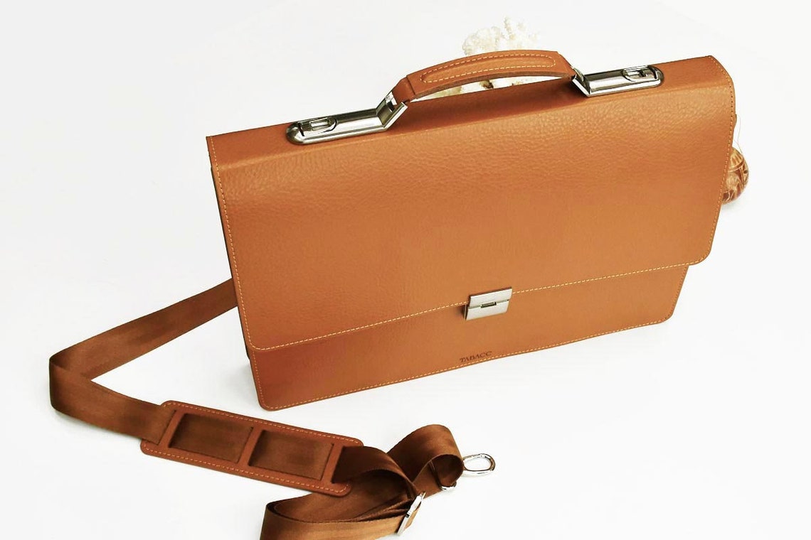 Leather Briefcase Men and Women CAMEL Brown , Leather Satchel, Lawyers Bag, Classic Briefcase