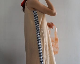 Cosmic Wonder - Abito sottoveste beige in cotone biologico con dettagli a quadri gingham