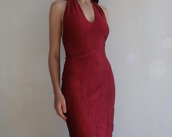 Michel Klein - Burgundy Pleated Bodycon Dress wit a Light Shine