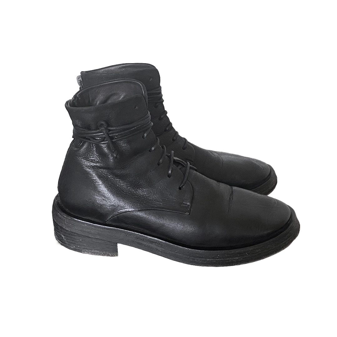 Yasmina store western bootie