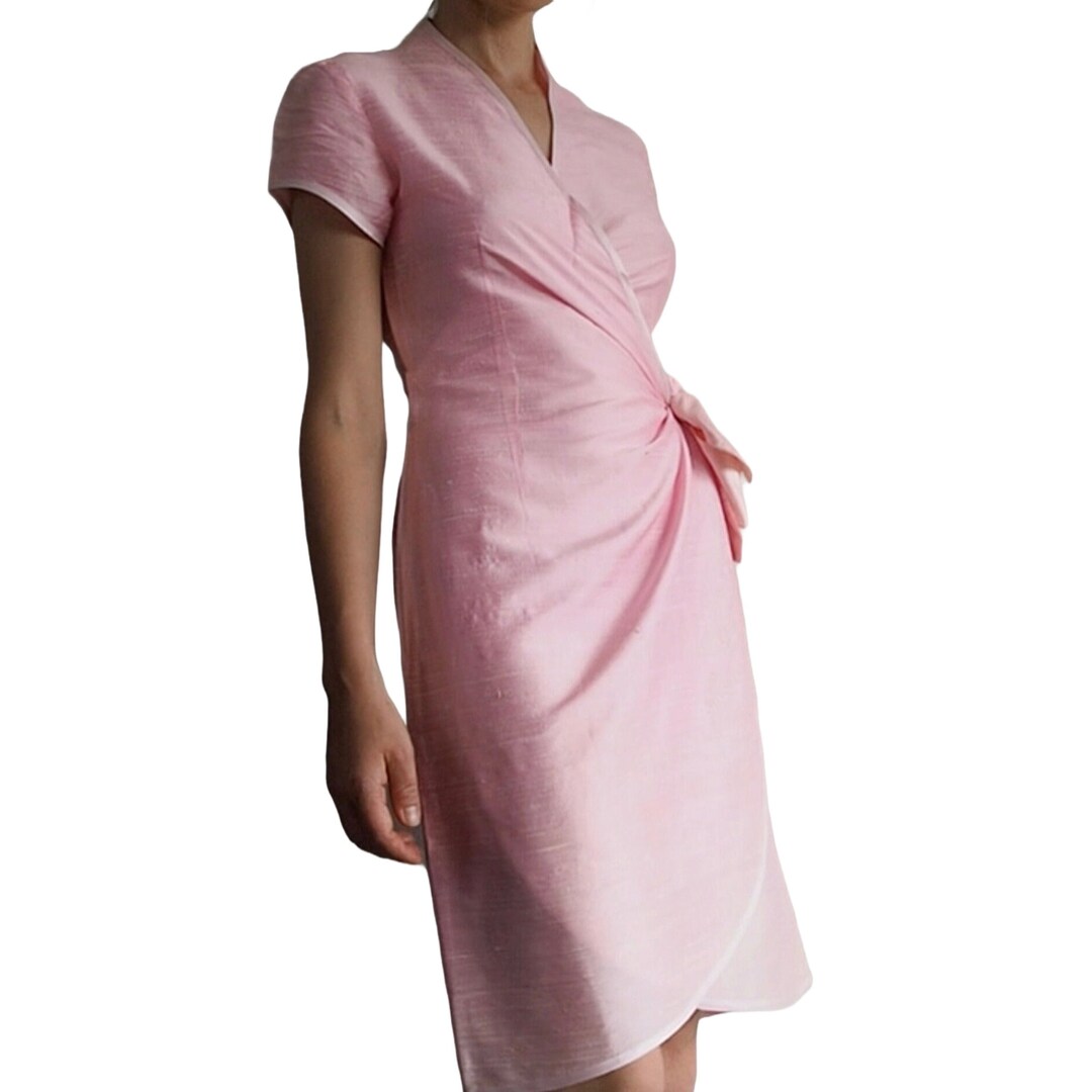 ANTOINE ET LILI Robe portefeuille en soie brute fleurs de cerisier