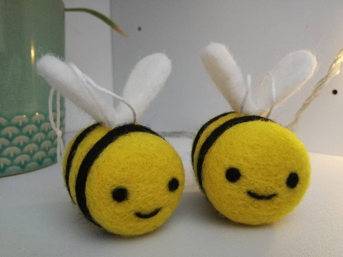 Set of 2 Felt Bees Needle Felted Bees Hanging Decorations Etsy