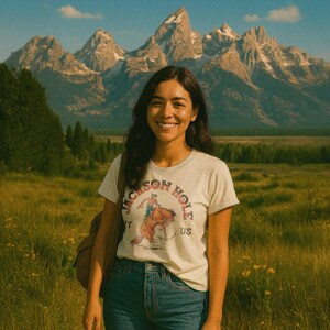 Koszulka Jackson Hole – koszulka z grafiką w stylu vintage, prezent na wędrówkę, odzież w stylu western zdjęcie 5