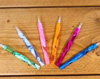 Dot Pen Drill Applicator for Diamond Painting/Gem Art (Includes 3,6,9 drill and corrector attachments) - 7 Colour Collection
