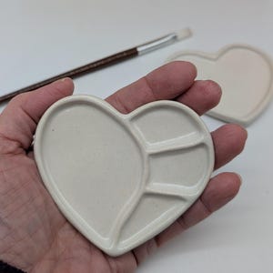 4&quot; Heart Ceramic Palette, Hand Carved Palette, Handheld Palette, Mini Palette, Valentine, Acrylic Palette, Watercolor Palette, Gouache, Ink
