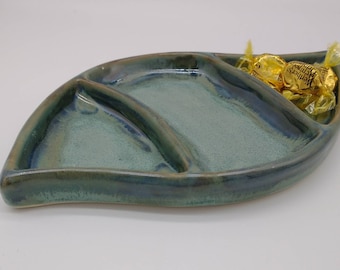 Carved Organic Tray - Serving Dish, Leaf Shape