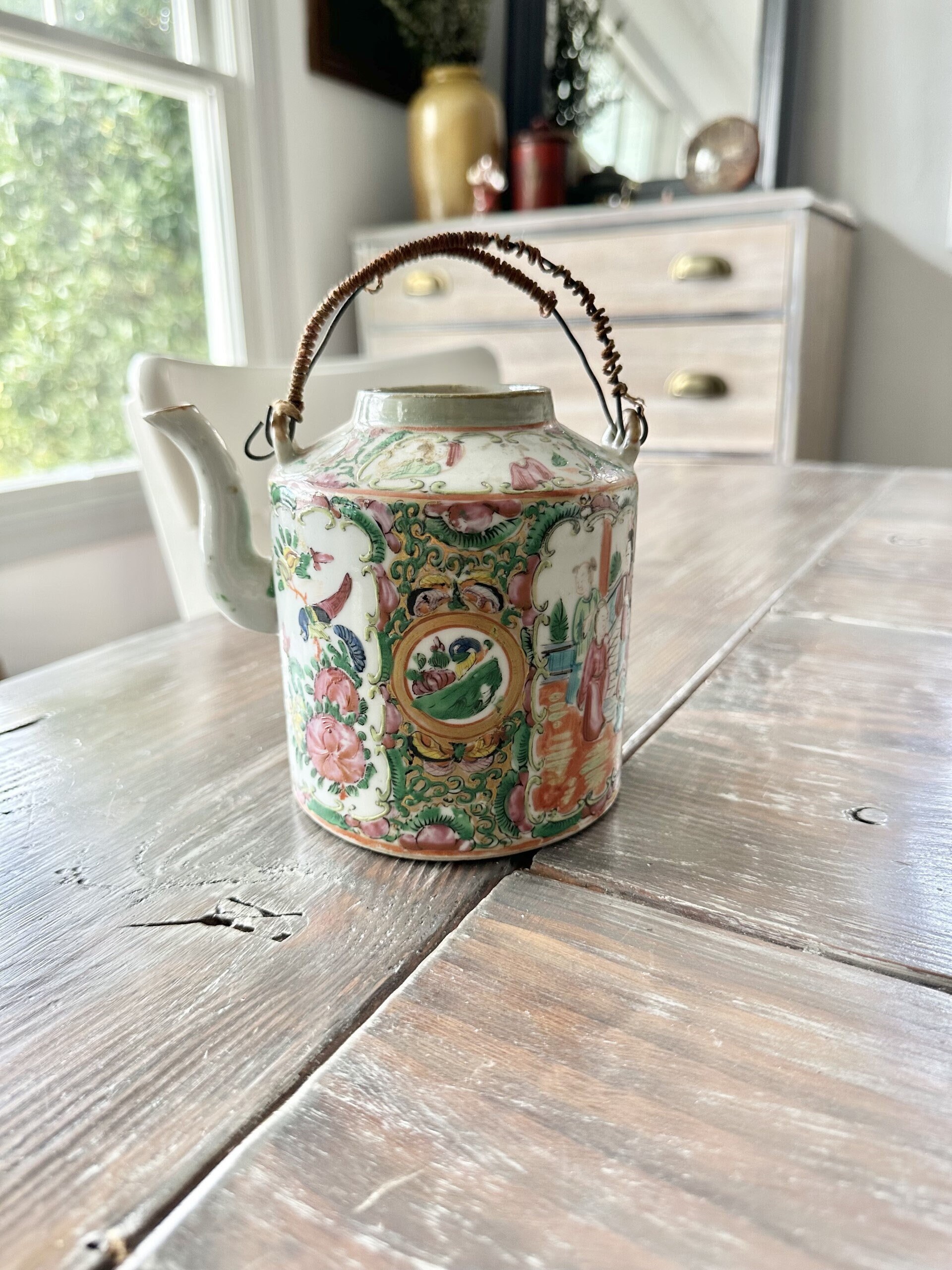 Antique 1800's Hand Painted Asian Porcelain Rose Medallion Teapot