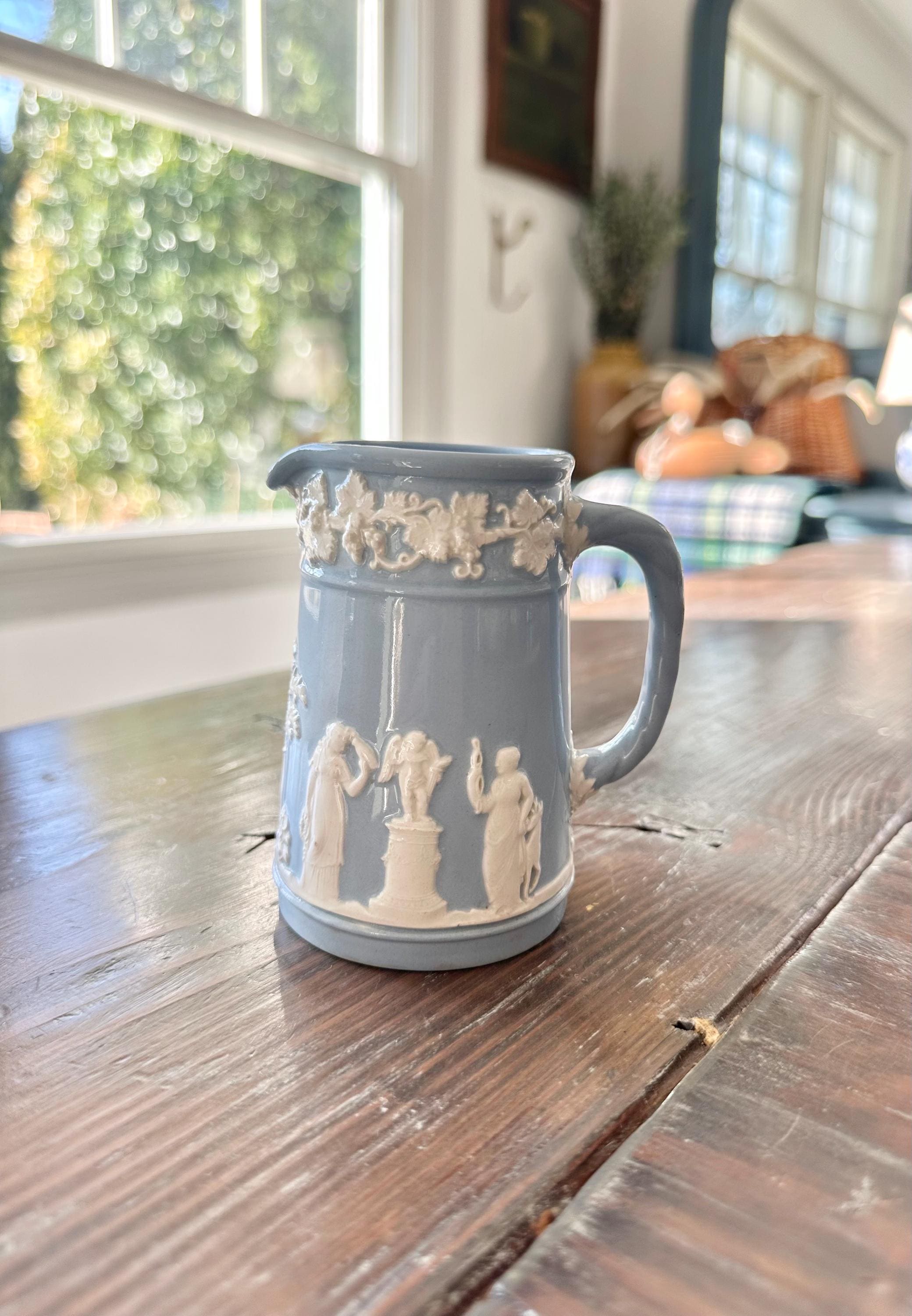 ジャスパー クリーマー ブルー ホワイト 英国 Blue White Small Pitcher - Etsy
