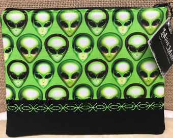 Alien Abduction Estuche con cremallera Pequeño *Verde