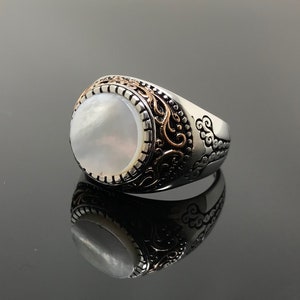 Handmade 925k Sterling Silver Round Mother of Pearl Stone Men's Ring with Fligree Design Outstanding Gift image 3