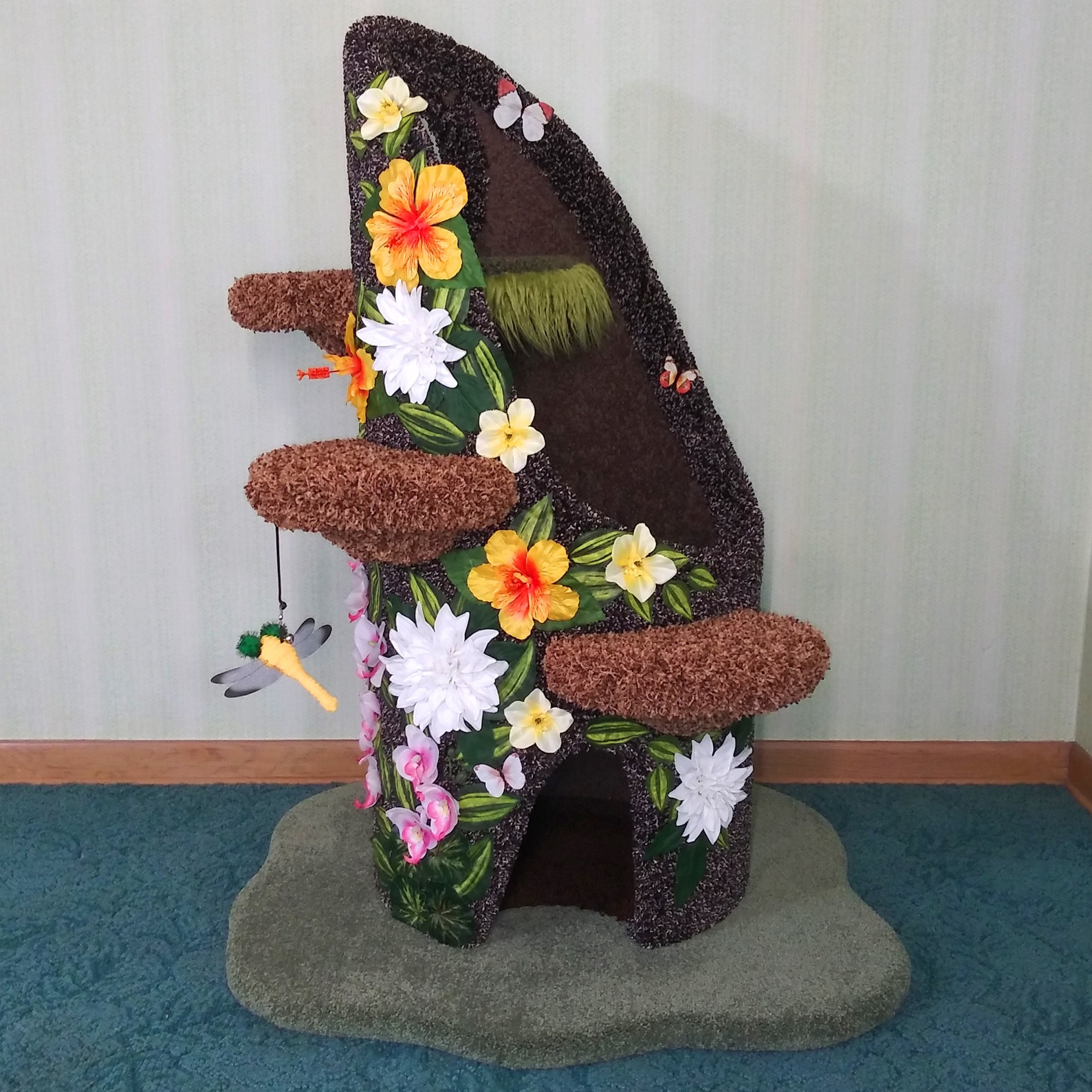 42 Enchanted Tree Stump Condo Etsy
