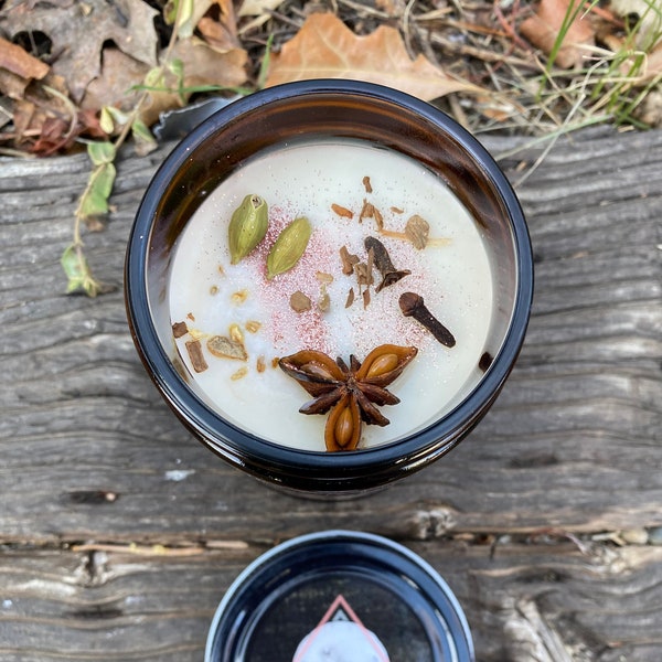 Chai Spice Hand-poured Candle with Organic Anise, Cardamom, Cinnamon Bark, Cloves & Ginger.