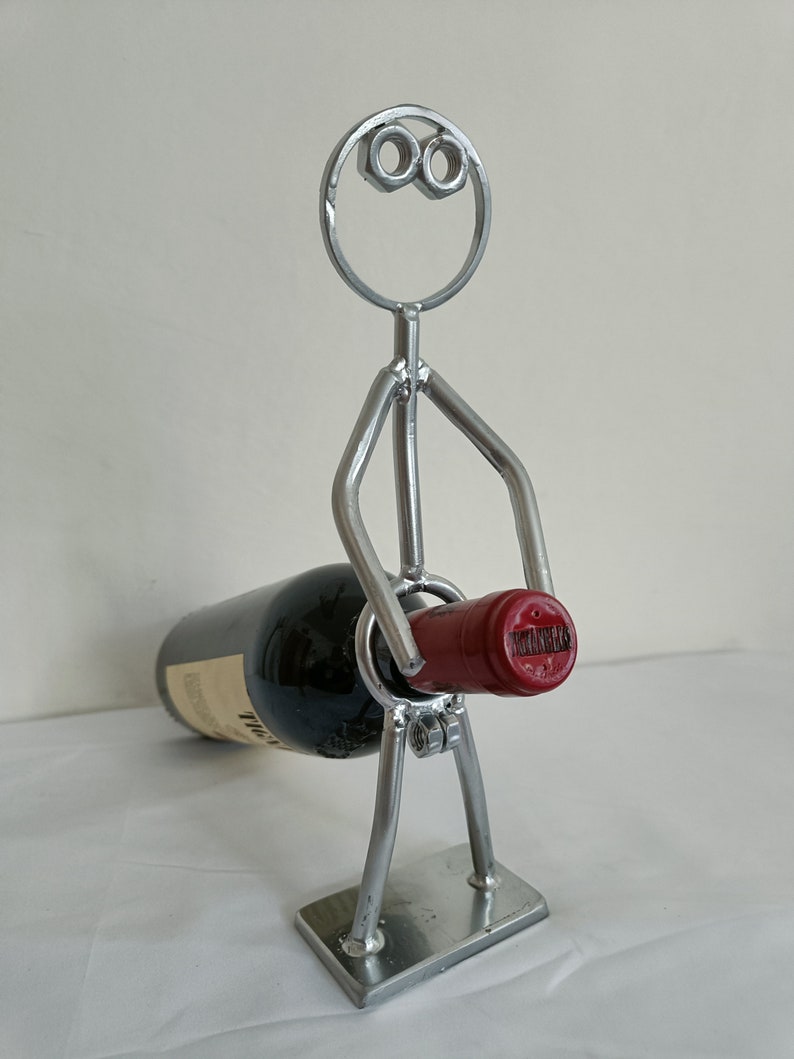 Portabotellas de vino de metal Escultura de hombre caprichoso Decoración de barra única Regalo divertido para los amantes del vino. imagen 4