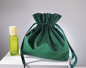 5 colors Luxurious Velvet Gift Bags, Makeup Organizer Bag, 26x26cm Perfect Cosmetic Storage bag, Party Favor bags, Velvet Drawstring Purse