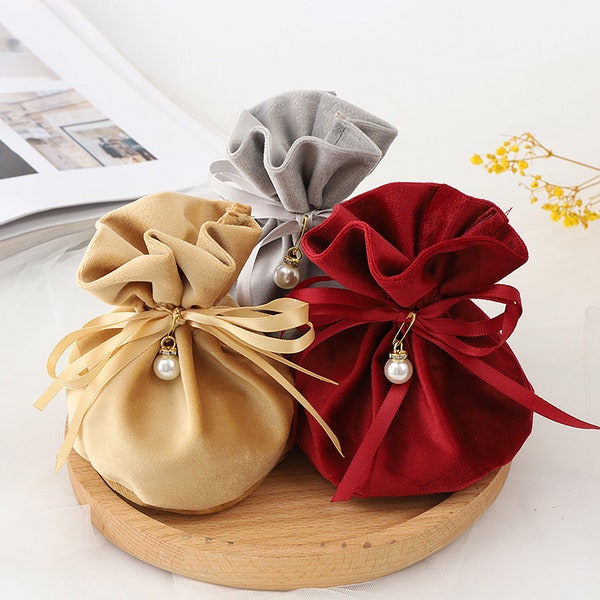 Round Bottom Velvet Pouch Party Favor Bags Wedding Favor Bags Baby Shower Favor Bags Velvet Gift Packaging Bags Candy Pouches Drawstring Bag