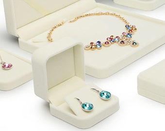 Boîte-cadeau de bijoux blanc crémeux, boîte d'emballage de bijoux, boîte de boucles d'oreilles, boîte de collier, boîte de bracelet, boîte à bijoux de luxe en velours pour l'affichage de bijoux