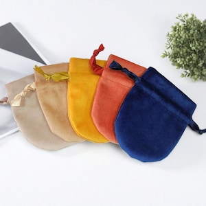 5 colors Small Silky Velvet Pouch Drawstring Gift Bags Luxury Thick Velvet Pouches Custom Logo Jewelry Pouch Favor bags Jewelry Packaging