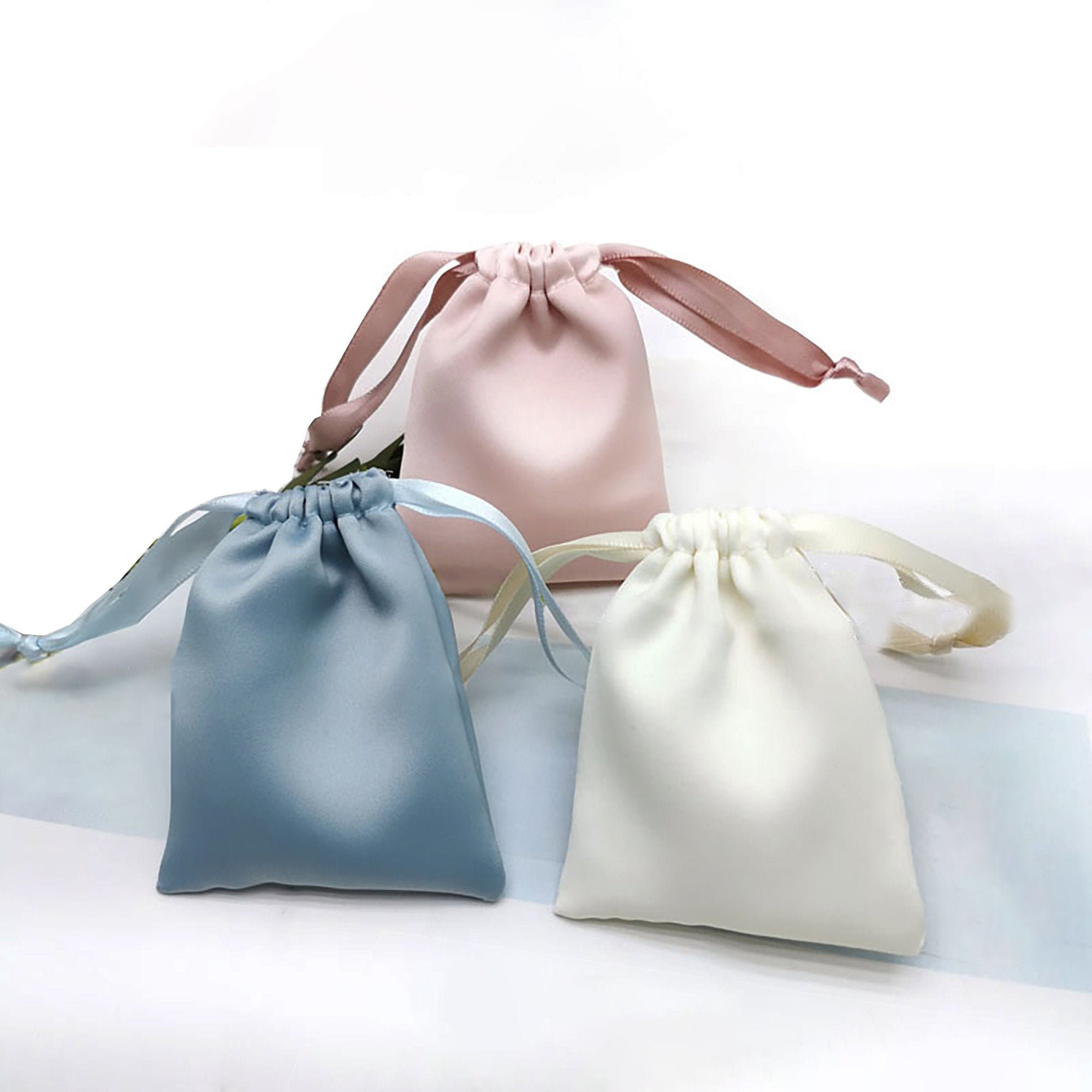 NC 1PCS Silk Satin Drawstring Gift Bags Jewelry Makeup Packaging Bag Black  White Silver Pink Silk Pouch,18x30cm