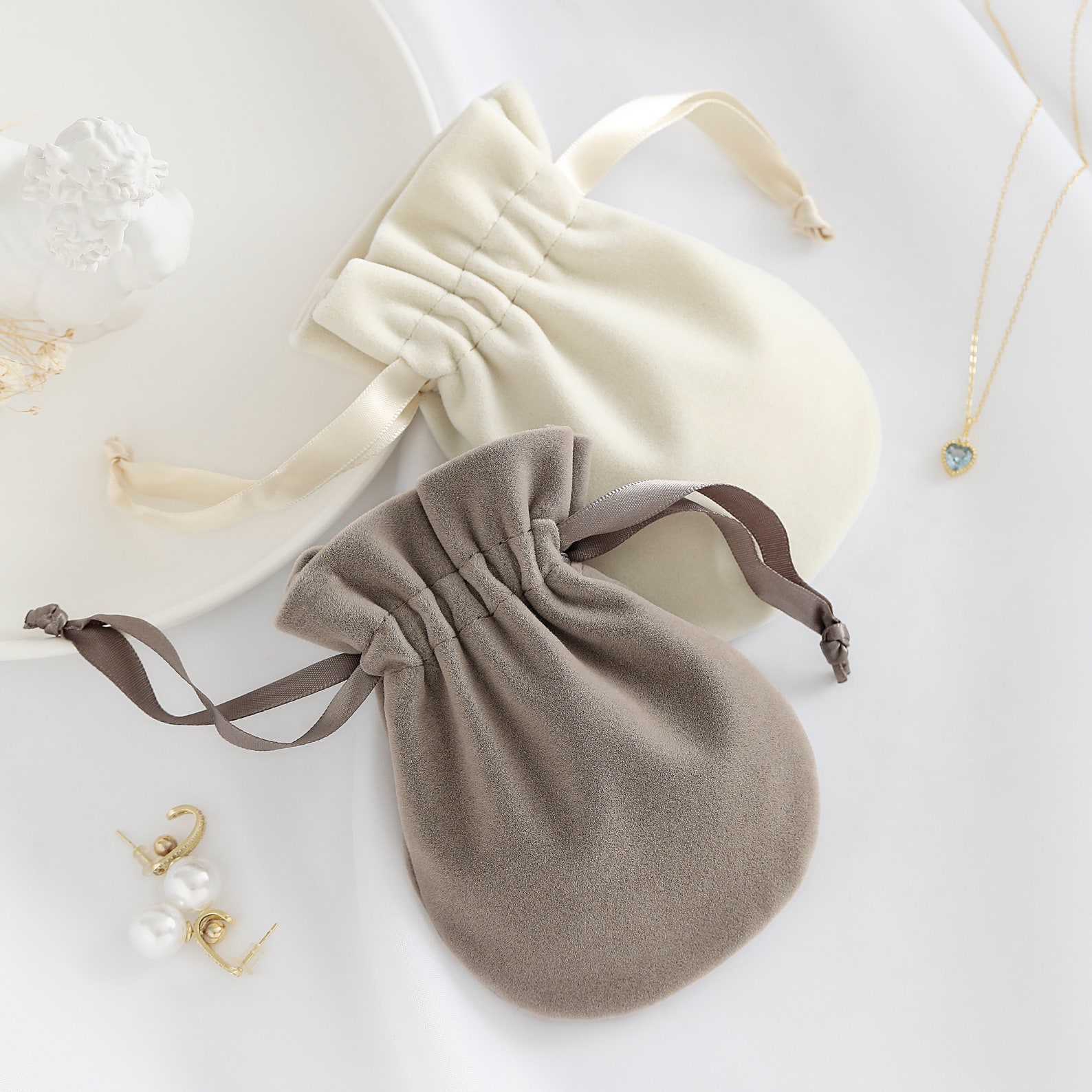 DRAWSTRING EMBELISHED POUCH WILD MOONCHILD