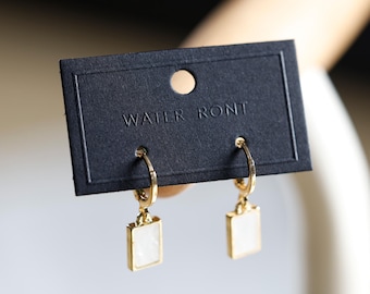 1000 Custom Earring Cards: Black or White Jewelry Display Cards