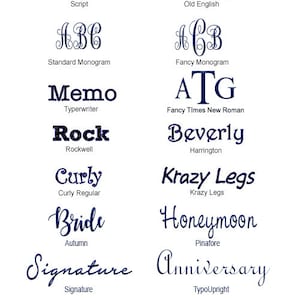 Puede incluir: Un gr&aacute;fico que muestra diferentes estilos de fuente con nombres como Love, Arial, English, Memo, Rock, Curly, Bride, Signature, Beverly, Krazy Legs, Honeymoon, Anniversary y SPACEX. El texto est&aacute; en azul y negro.