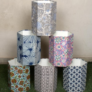 Pattumiera con stampa a blocchi indiana, cestino per la carta decorativa Denim Reef, arredamento per la casa colorato, tema Bauhaus, cestino per la carta da regalo per la casa,