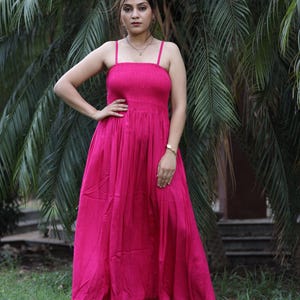 インドの手作り女性用スタイリッシュなパーティーウェアロングドレスレーヨン生地ピンク/パーソナライズされた花嫁ウェディングギフト/女性用ファッションギフトセール中/