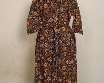 Indiase katoenen kimonobadjas met bloemenprint.