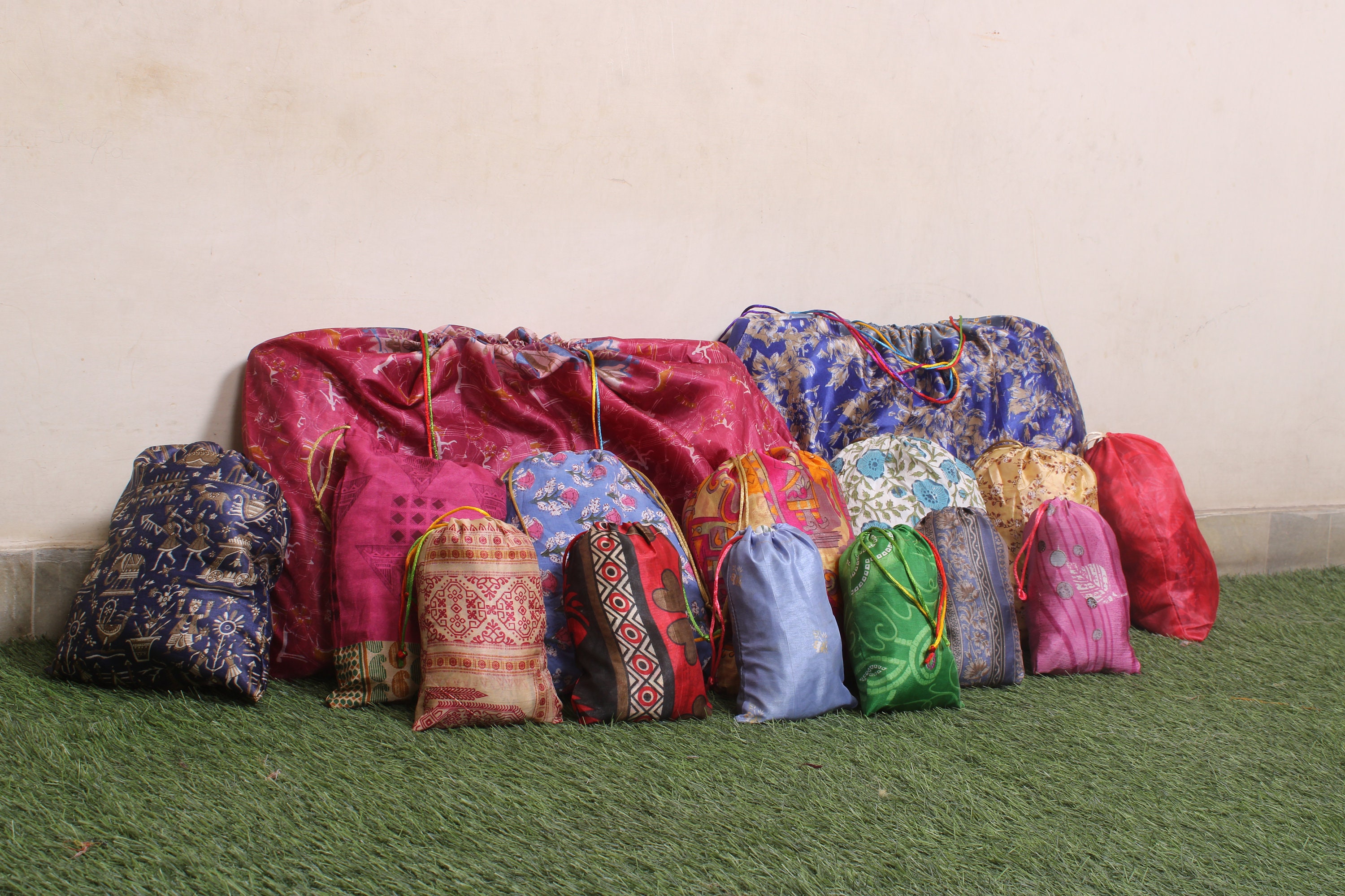 WHOLESALE LOT of Vintage Silk shopping bag, Eco Friendly bag, Shoulder bag, lot of (5-1000pcs) Carry bags, Giveaway bags, Gifting bags SSB01