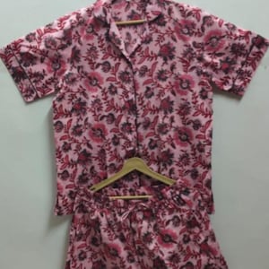 Hand Block Print Cotton Pajama Set: Women&#39;s Comfort Loungewear