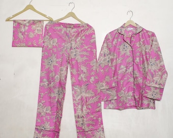 Pigiama in cotone stampato a mano con motivo San Valentino: pigiama boho.