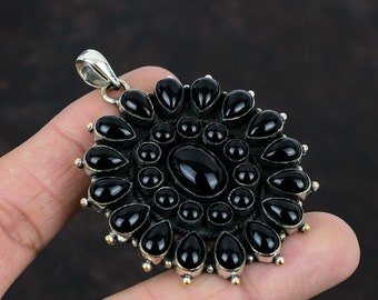 Colgante de ónix negro y plata de ley: grupo de varias piedras, 6,6 cm (2,6 pulgadas)