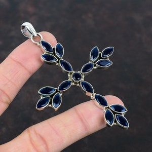 Handgemachter Blauer Saphir Kreuz Anhänger: Sterling Silber Religiöser Schmuck