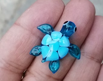 Glass sea turtle, hand blown glass sea turtle, glass sea animals, sea turtle ornament, sea turtle figurine, turtle figurine, glass figurine