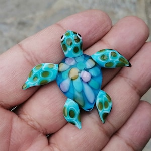 Glass sea turtle, hand blown glass sea turtle, glass sea animals, sea turtle ornament, sea turtle figurine, turtle figurine, glass figurine