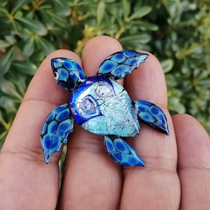 Glass sea turtle, hand blown glass sea turtle, glass sea animals, sea turtle ornament, sea turtle figurine, turtle figurine, glass figurine