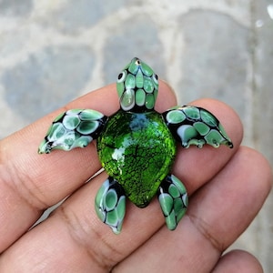 Glass sea turtle, hand blown glass sea turtle, glass sea animals, sea turtle ornament, sea turtle figurine, turtle figurine, glass figurine