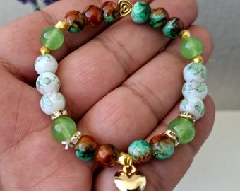Handmade Glass Beaded Bracelet with Heart Charm, Dainty Jewelry